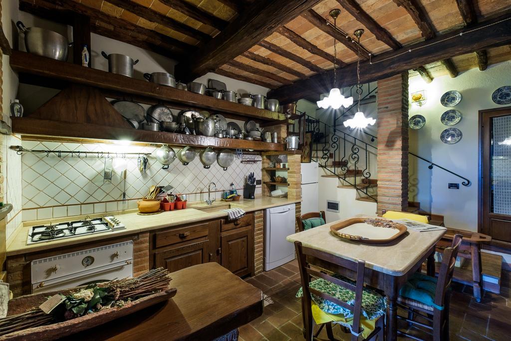 Borgo Alle Mura * Casale Marittimo